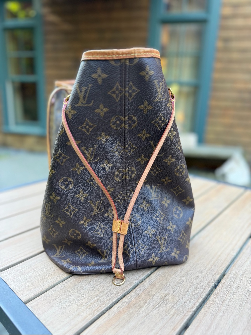 Louis Vuitton Neverfull MM Monogram - Picture 5 of 11